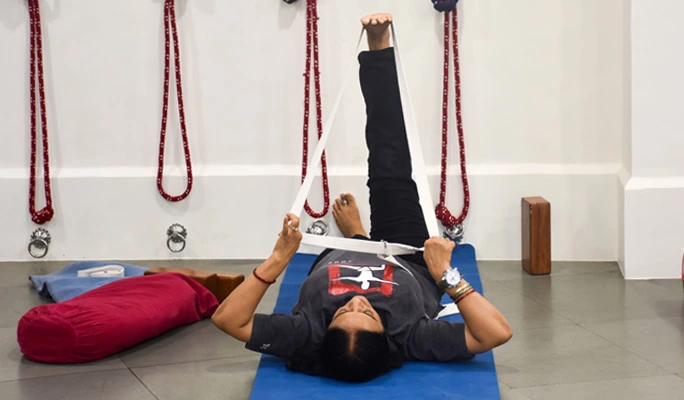 Wall Supported Leg Stretch (supta Padangusthasana)